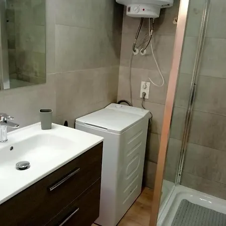 Stil Mar. For 5 People With Communal Pool Apartment L'Escala