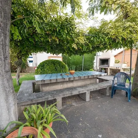 Stil Mar. For 5 People With Communal Pool * L'Escala
